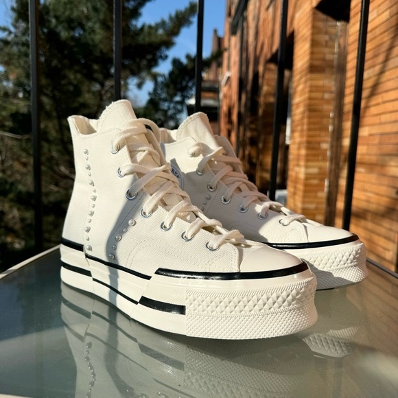 New Converse Chuck 70 Plus High Gems Pearl Platform Sneaker White Womens 8.5 - Picture 2 of 9
